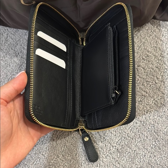 Gucci Microguccissima black camera crossbody bag and wallet bundle - Picture 12 of 16